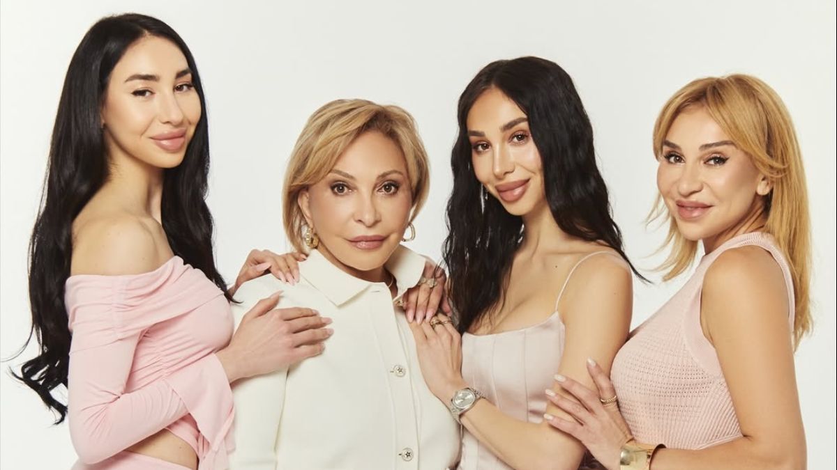 Ева Мишалова с семьей Ева Мишалова с семьей