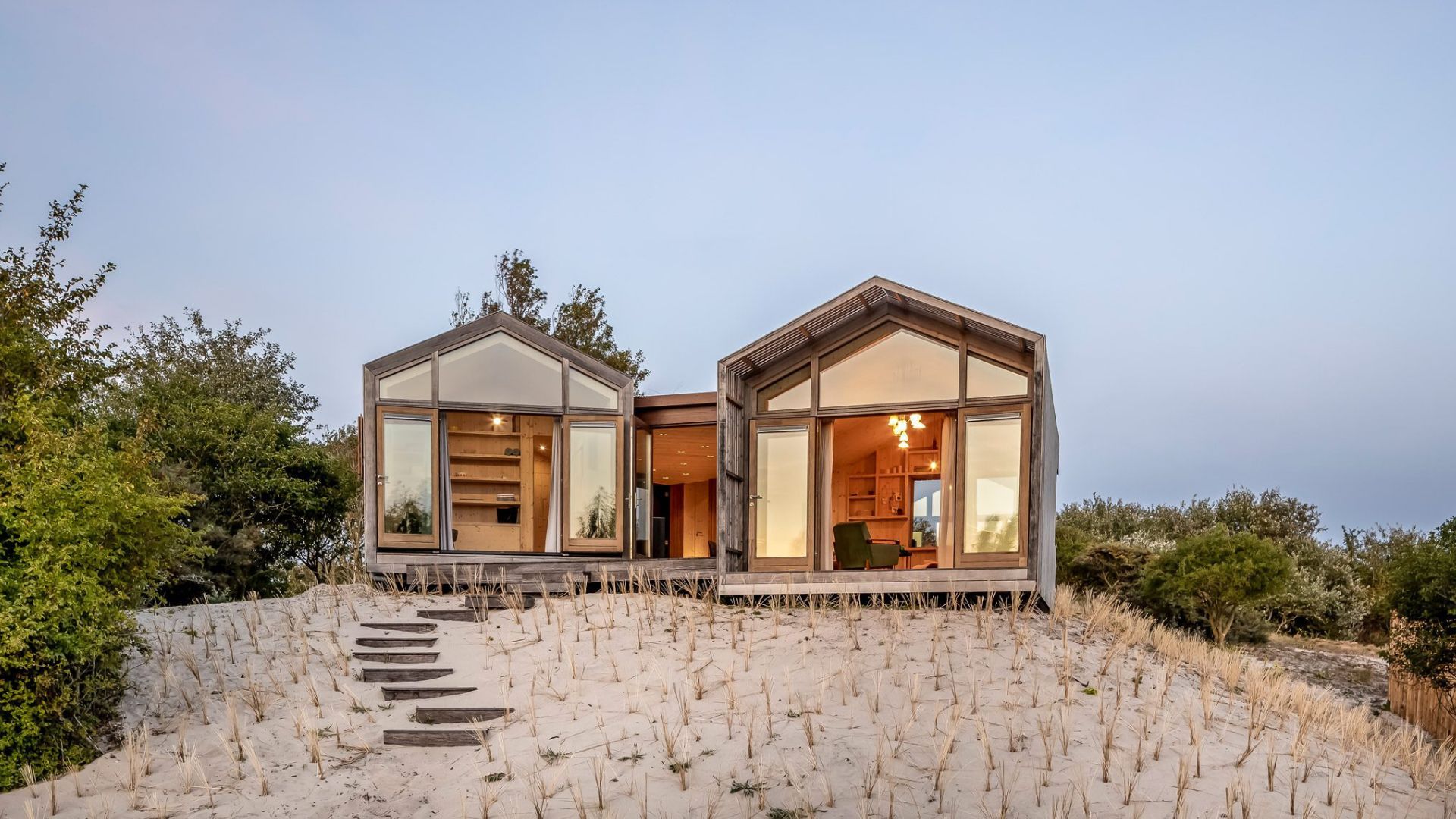 Как выглядит дом среди дюн в Нидерландах