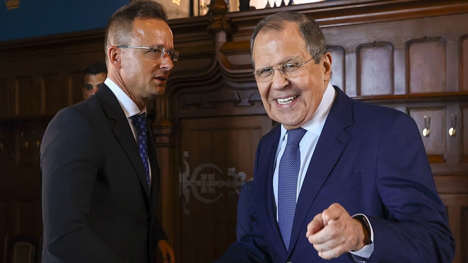  Сіярто звинуватив журналістів після зливу інформації