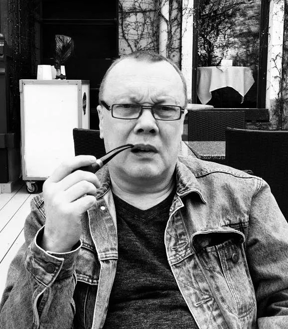 Володимир Комаров помер