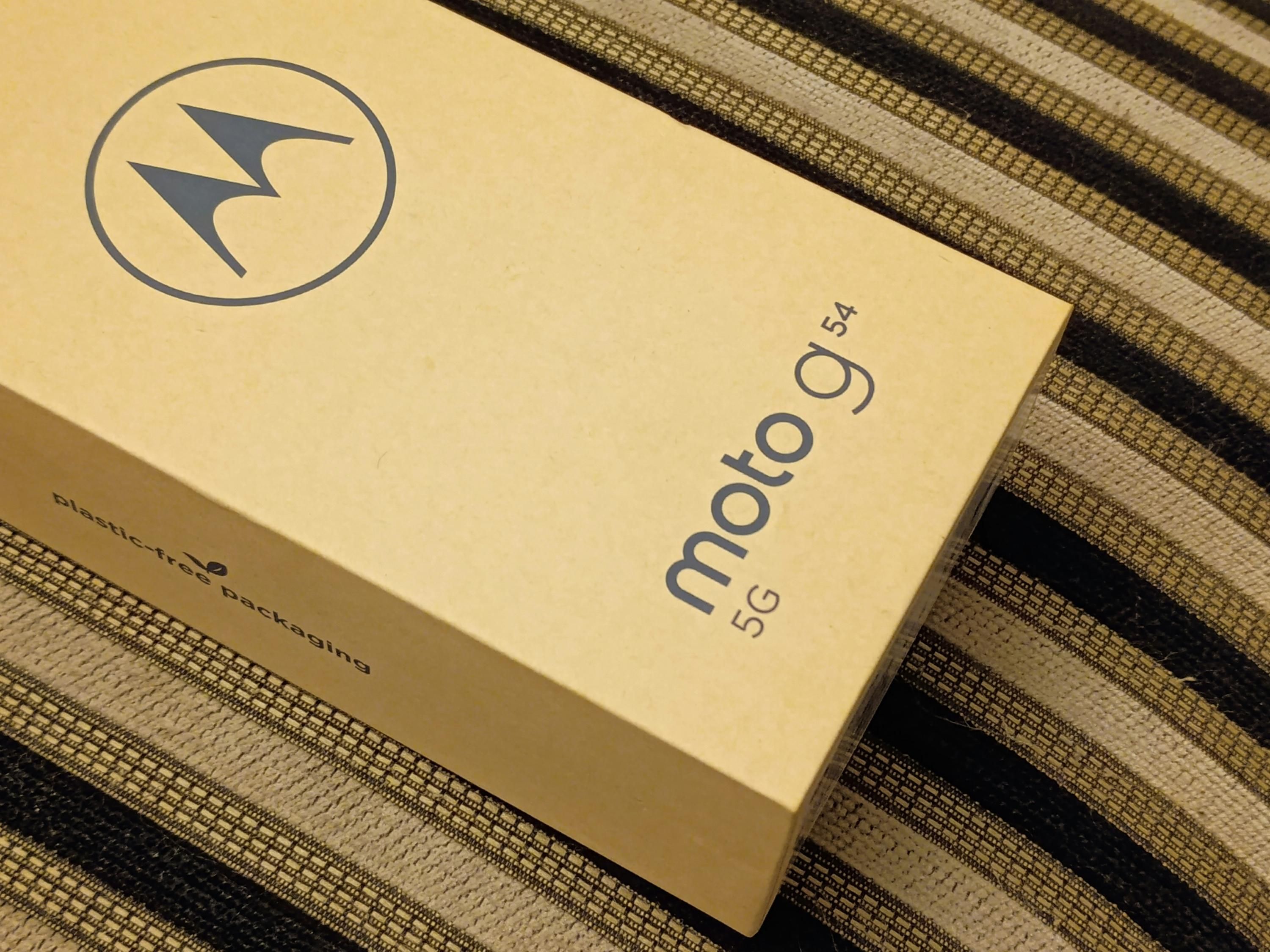 Motorola готовит невероятное количество телефонов с одинаковым названием: зачем она это делает - Техно Motorola готовит невероятное количество телефонов с одинаковым названием: зачем она это делает - Техно
