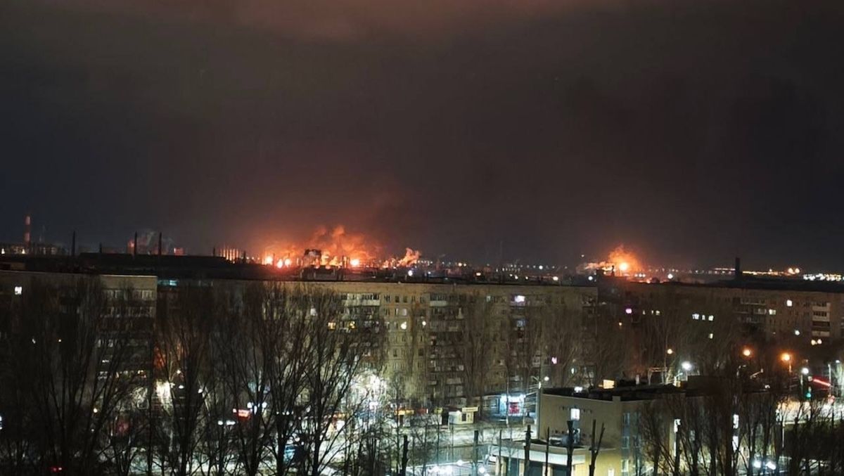 Атака на Тольятті 4 квітня - що відомо про наслідки та які хімічні підприємства горіли Атака на Тольятті 4 квітня - що відомо про наслідки та які хімічні підприємства горіли