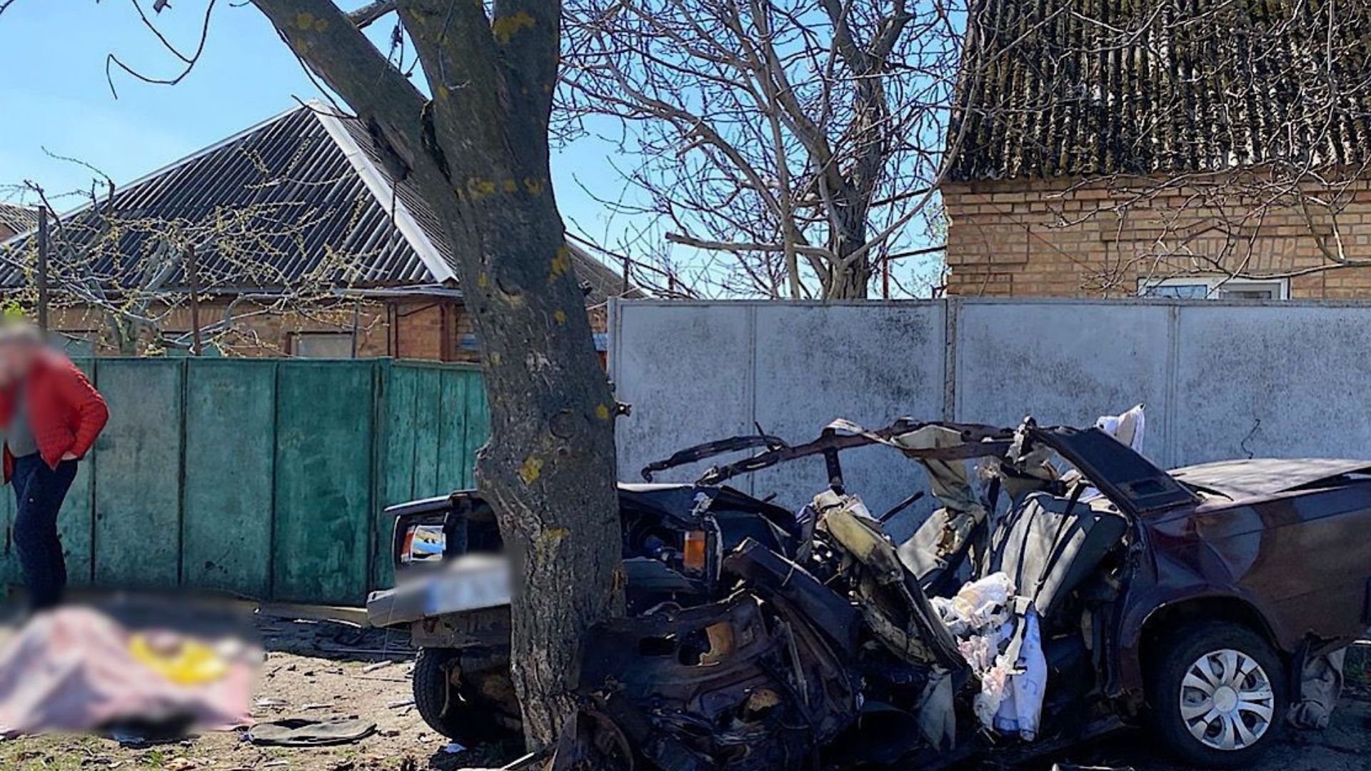 Террор Никополя: оккупанты ударили дроном по авто и убили мужчину, жена в тяжелом состоянии - 24 Канал