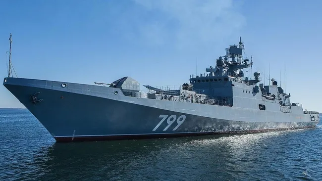 Попали прямо в цель: СБС ударили по вражескому фрегату "Адмирал Григорович"