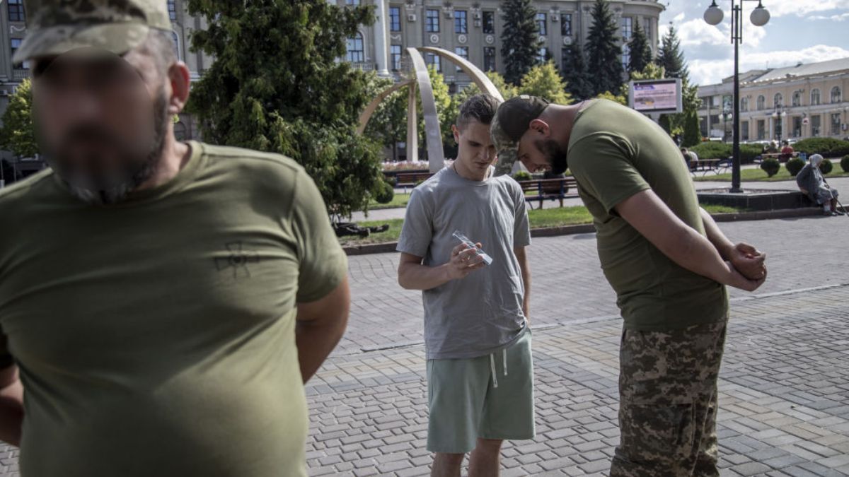 Якщо напади на ТЦК триватимуть, військові можуть відмовитися від служби, – Сухопутні війська - 24 Канал Якщо напади на ТЦК триватимуть, військові можуть відмовитися від служби, – Сухопутні війська - 24 Канал