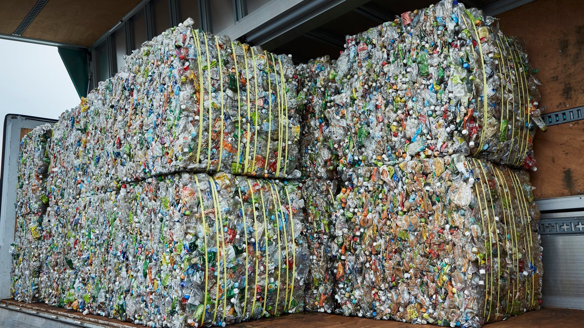 Строительство мусороперерабатывающего завода во Львове сорвалось