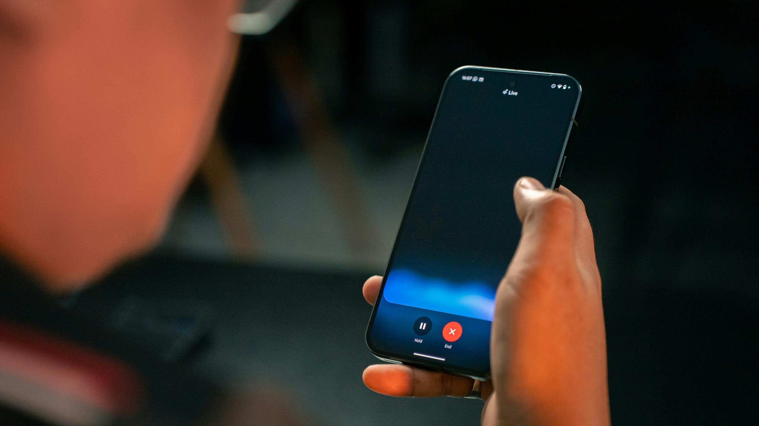 Gemini отримає інструменти для допомоги при кризових станах