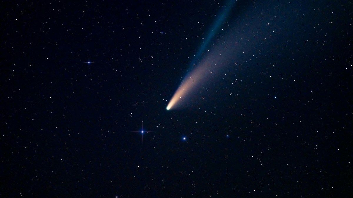 Комета PanSTARRS в апреле 2026 года – как наблюдать в Украине Комета PanSTARRS в апреле 2026 года – как наблюдать в Украине