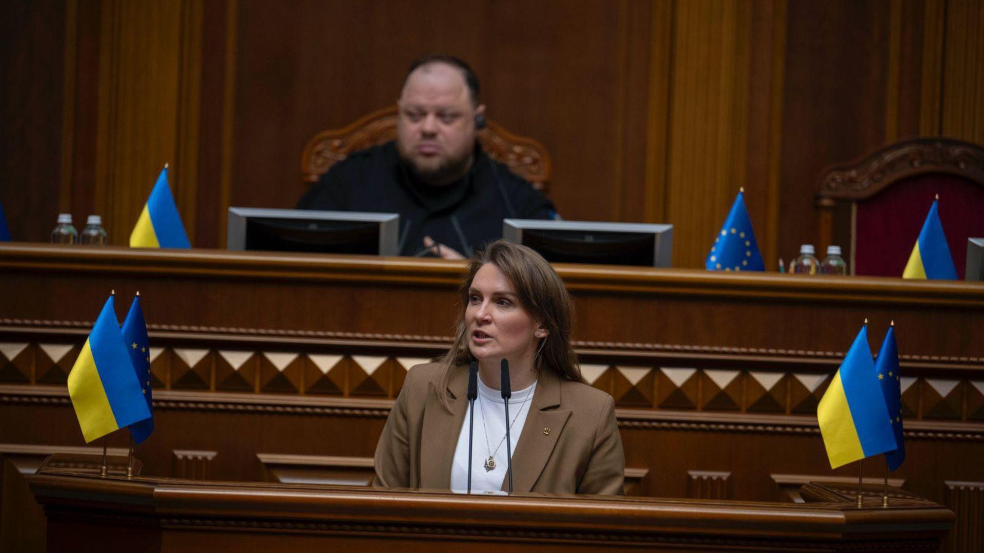 Рассматривает ли Рада ужесточение наказаний для СЗЧ и "уклонистов" - 24 Канал Рассматривает ли Рада ужесточение наказаний для СЗЧ и "уклонистов" - 24 Канал