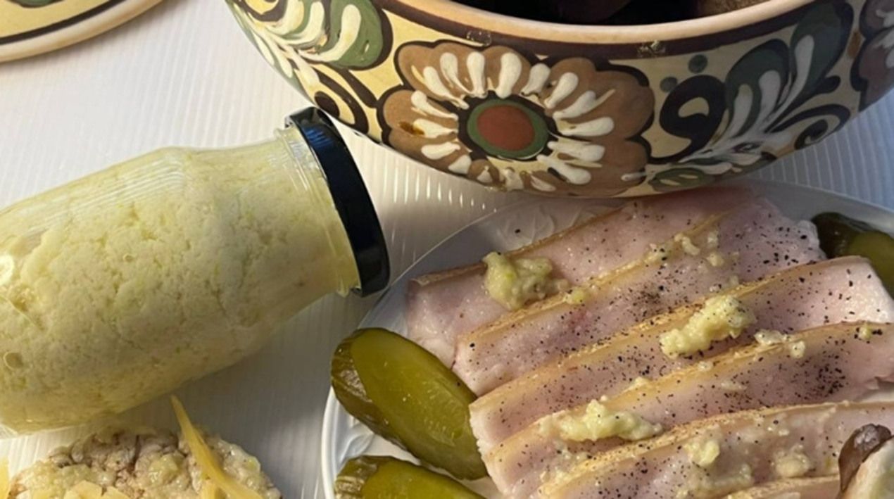 Робимо універсальну часникову пасту 