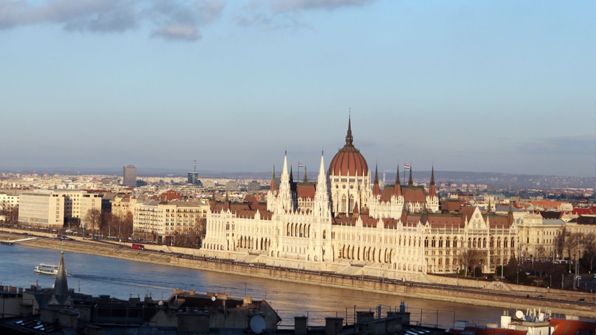 МИД снял предостережения о визитах в Венгрию МИД снял предостережения о визитах в Венгрию