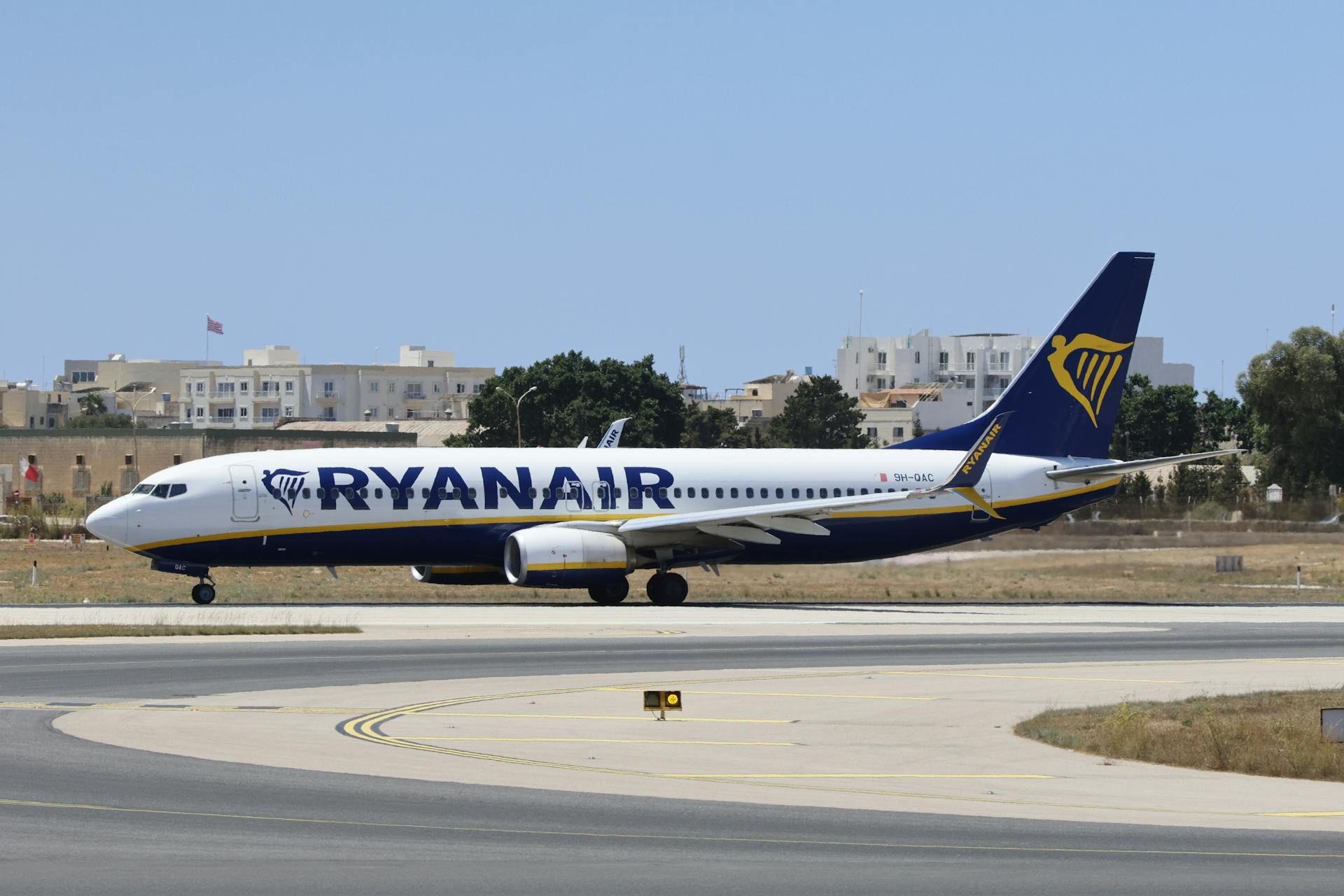 Ryanair позволяет брать на борт очень неожиданные вещи Ryanair позволяет брать на борт очень неожиданные вещи