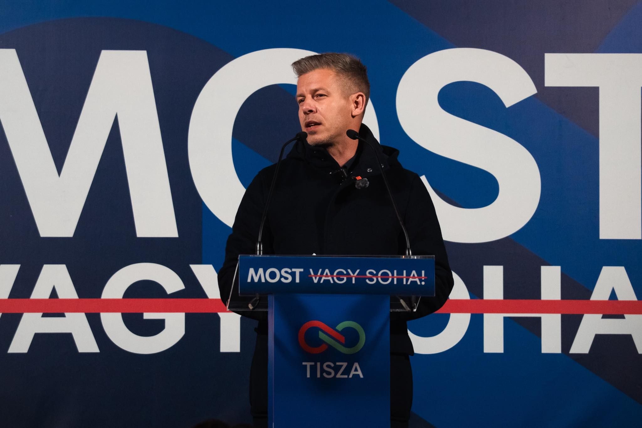 Що робитиме Петер Мадяр, який переміг на виборах в Угорщині