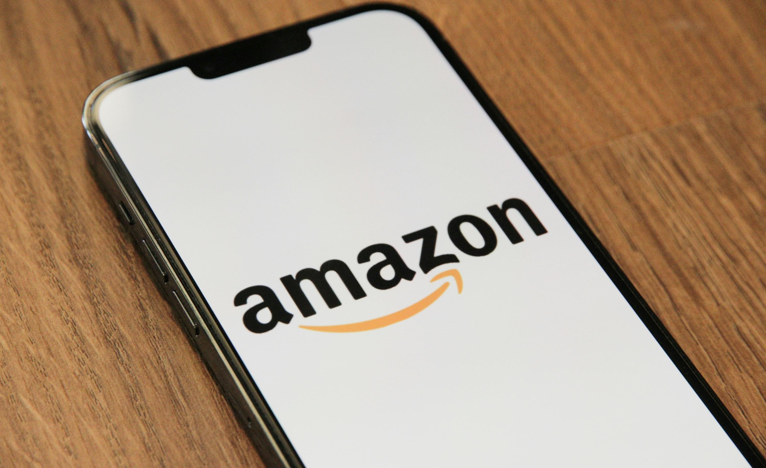 Amazon виходить у супутникову гонку: угода з Globalstar на мільярди доларів