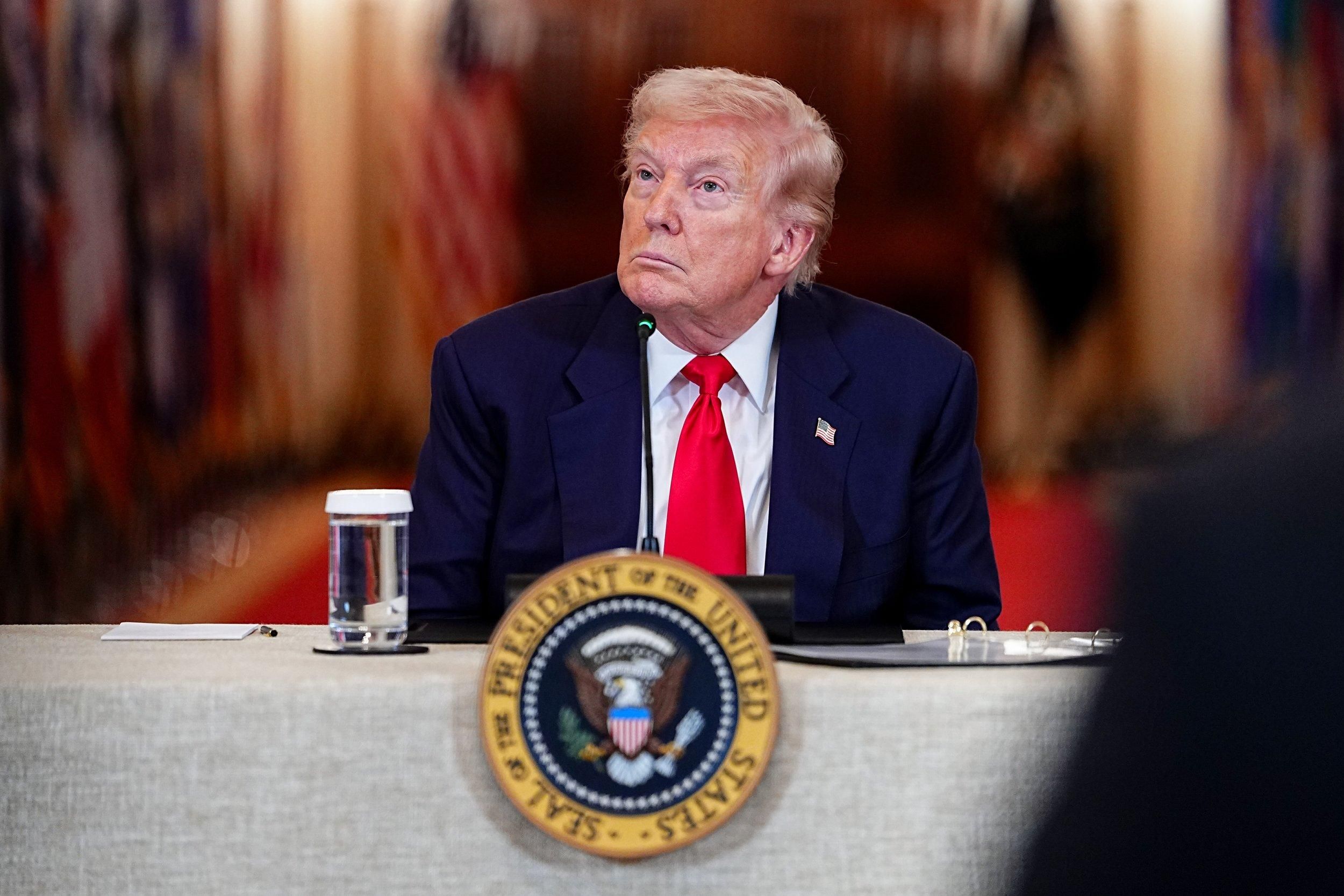 Трамп удалил фото, которое вызвало возмущение среди его сторонников