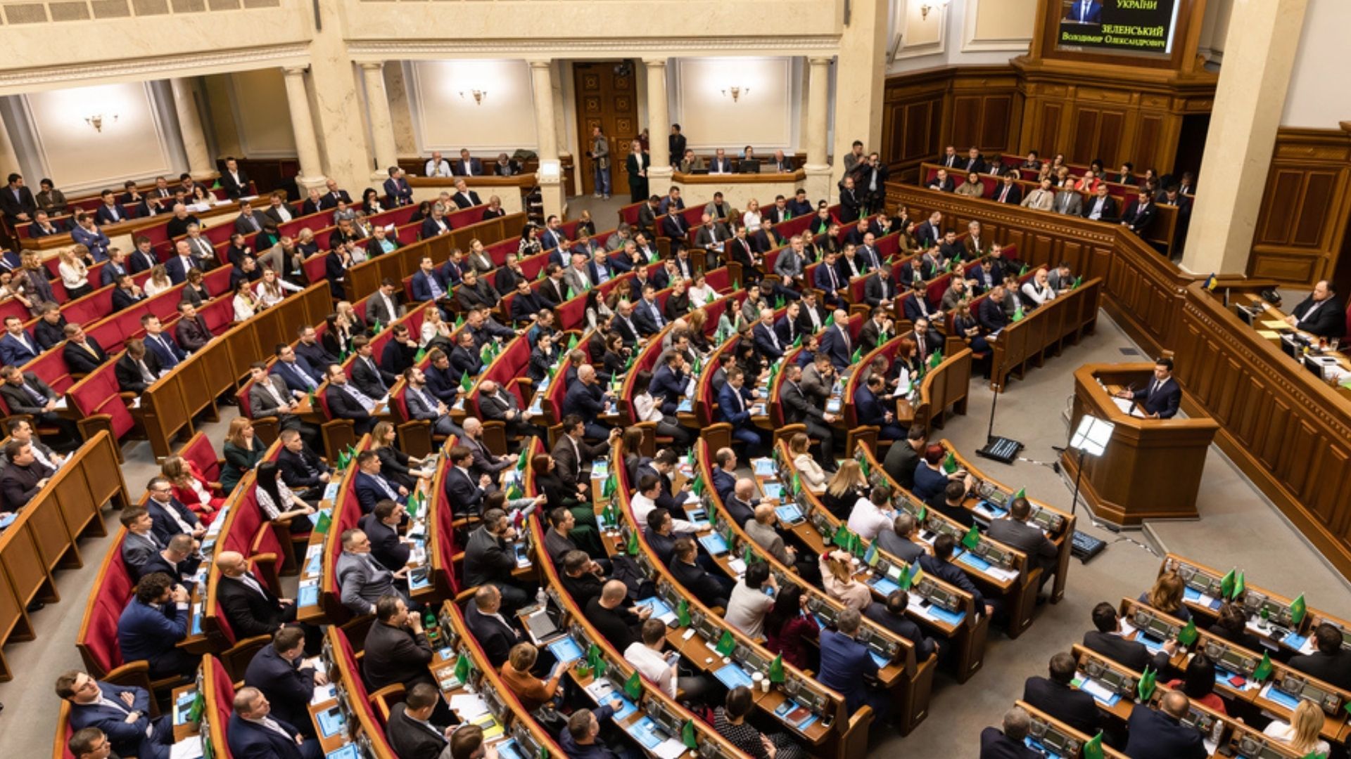 Закон о военном сборе изменил нормы отчетности депутатов