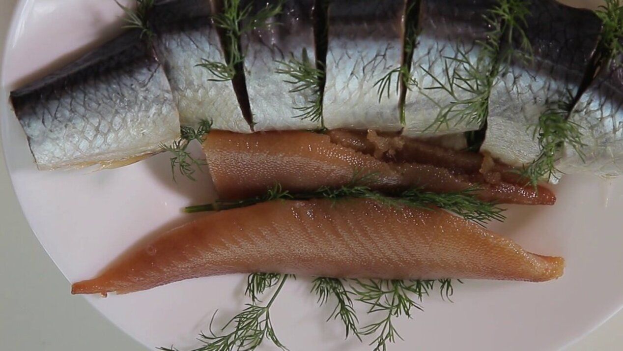 Як вибрати оселедця з ікрою Як вибрати оселедця з ікрою