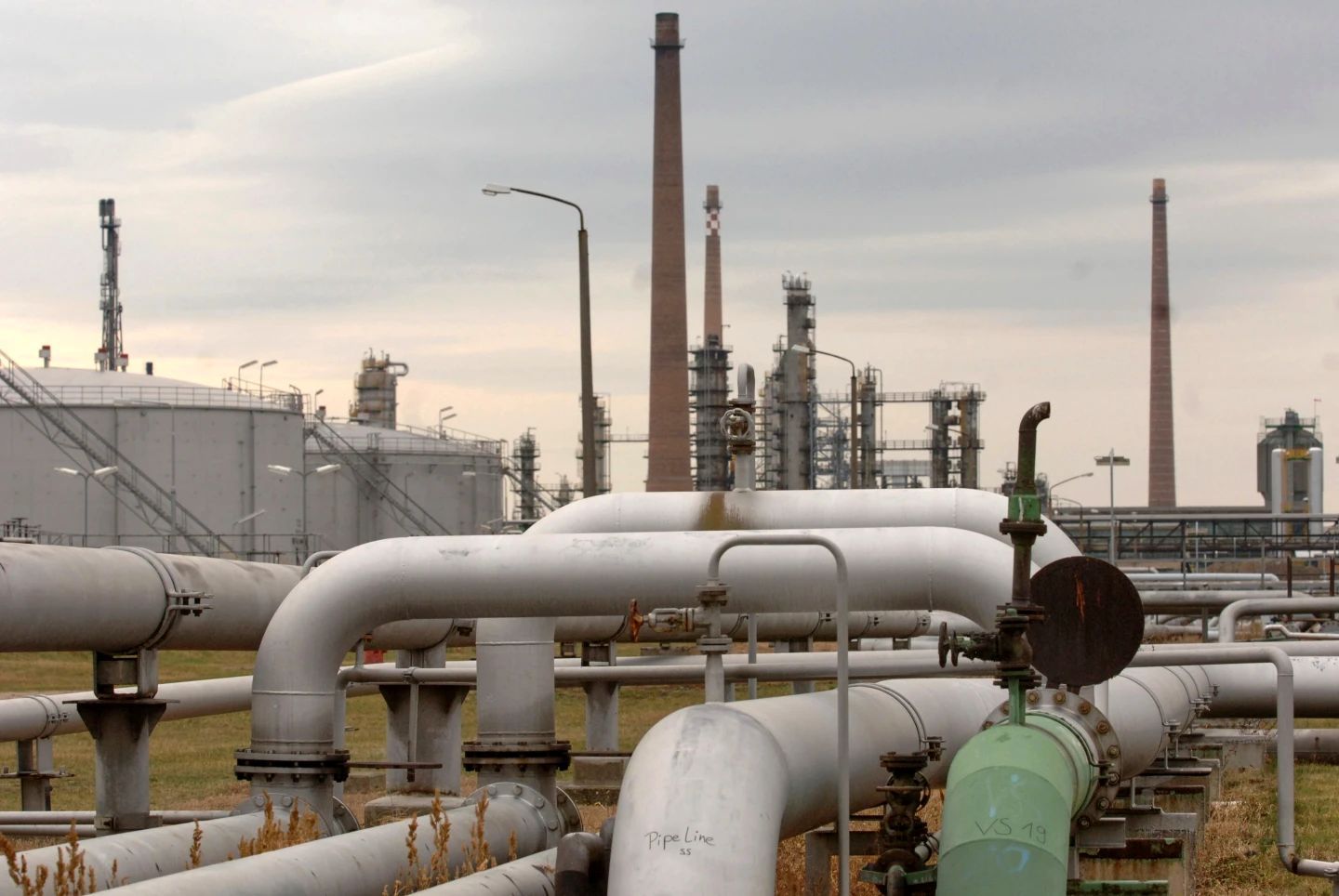 Угорщина підтвердила відновлення транзиту російської нафти Угорщина підтвердила відновлення транзиту російської нафти