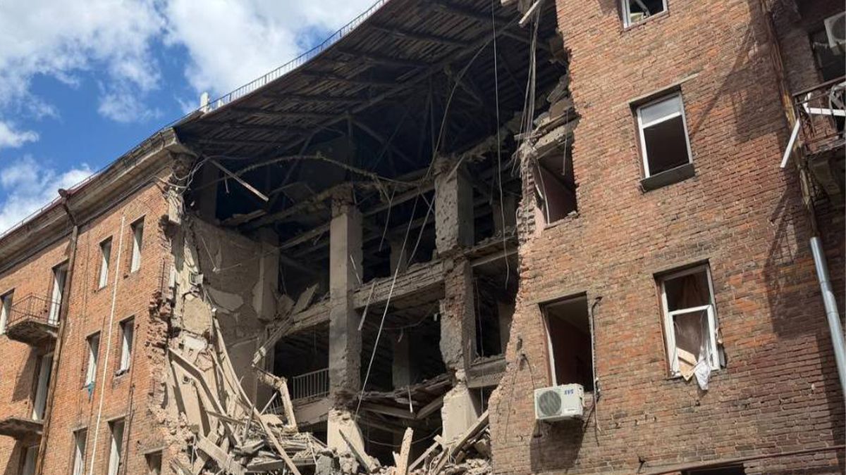 Нові вибухи в Дніпрі 25.04.2026 - був повторний удар, загинула людина Нові вибухи в Дніпрі 25.04.2026 - був повторний удар, загинула людина