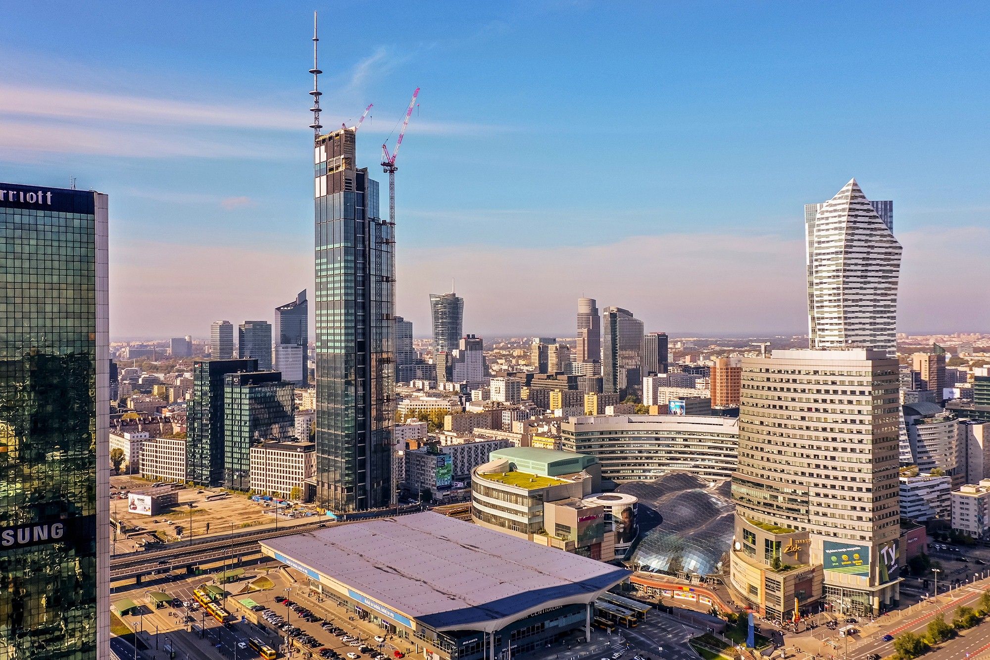 Найвища будівля ЄС - Нерухомість Найвища будівля ЄС - Нерухомість