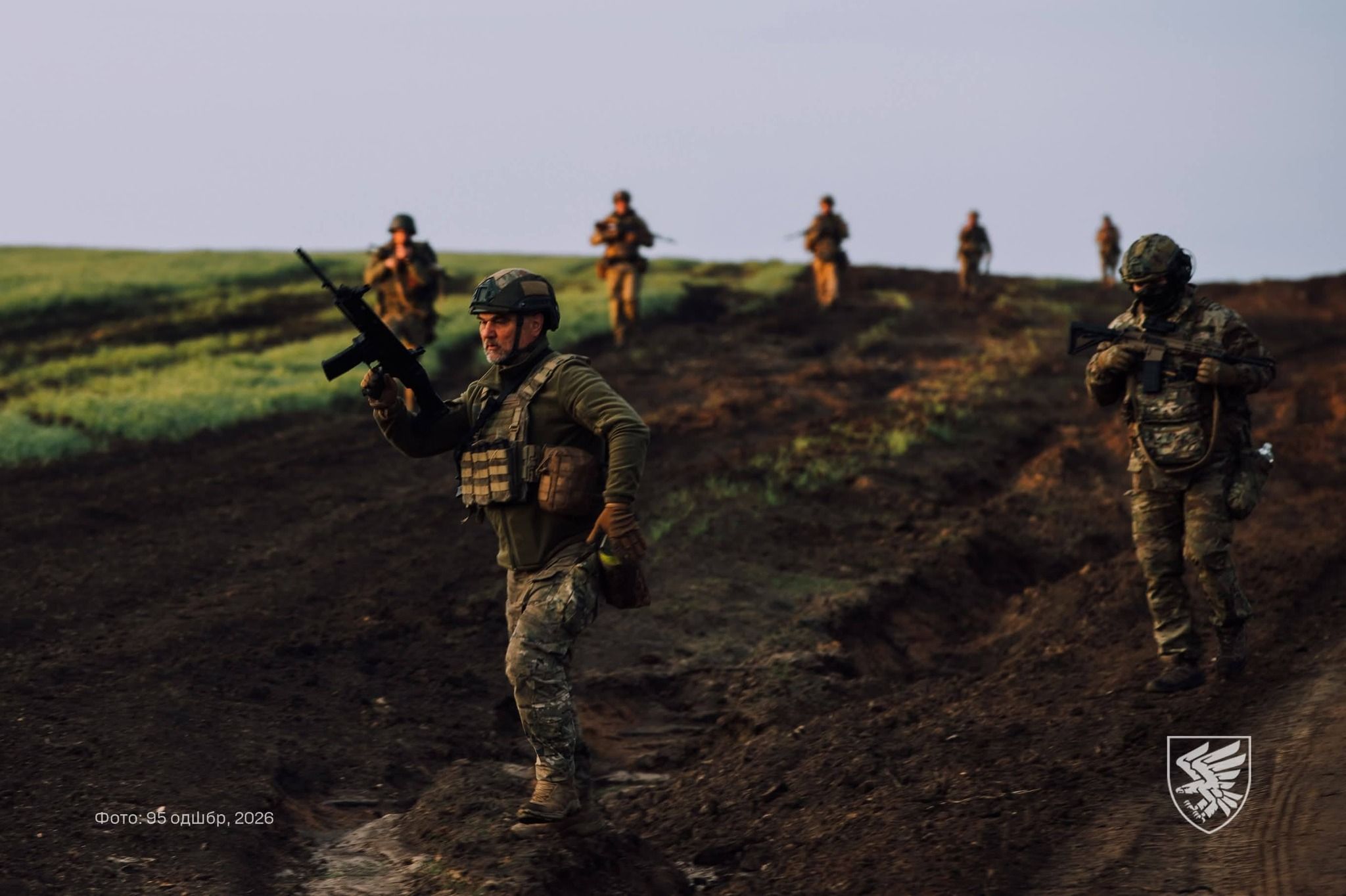 У Верховній Раді з'явився законопроєкт про продовження воєнного стану - Право 24 У Верховній Раді з'явився законопроєкт про продовження воєнного стану - Право 24
