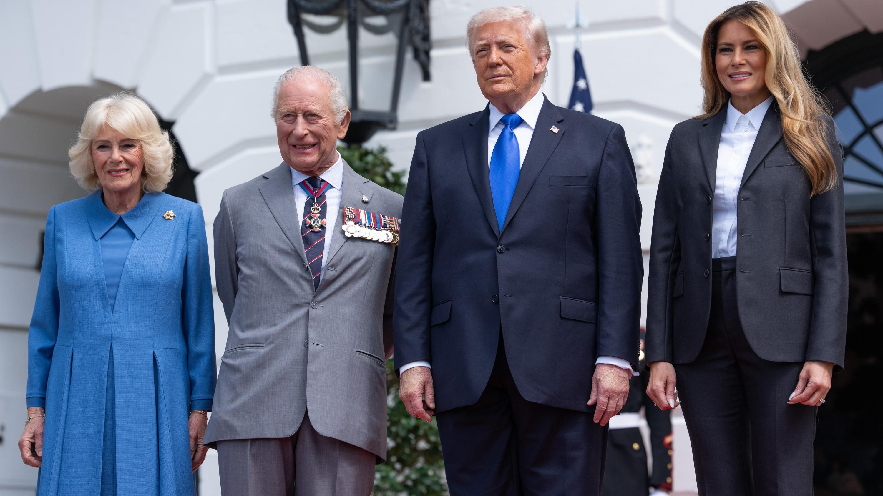Королева Камилла, Чарльз ІІІ, Дональд и Мелания Трампы Королева Камилла, Чарльз ІІІ, Дональд и Мелания Трампы