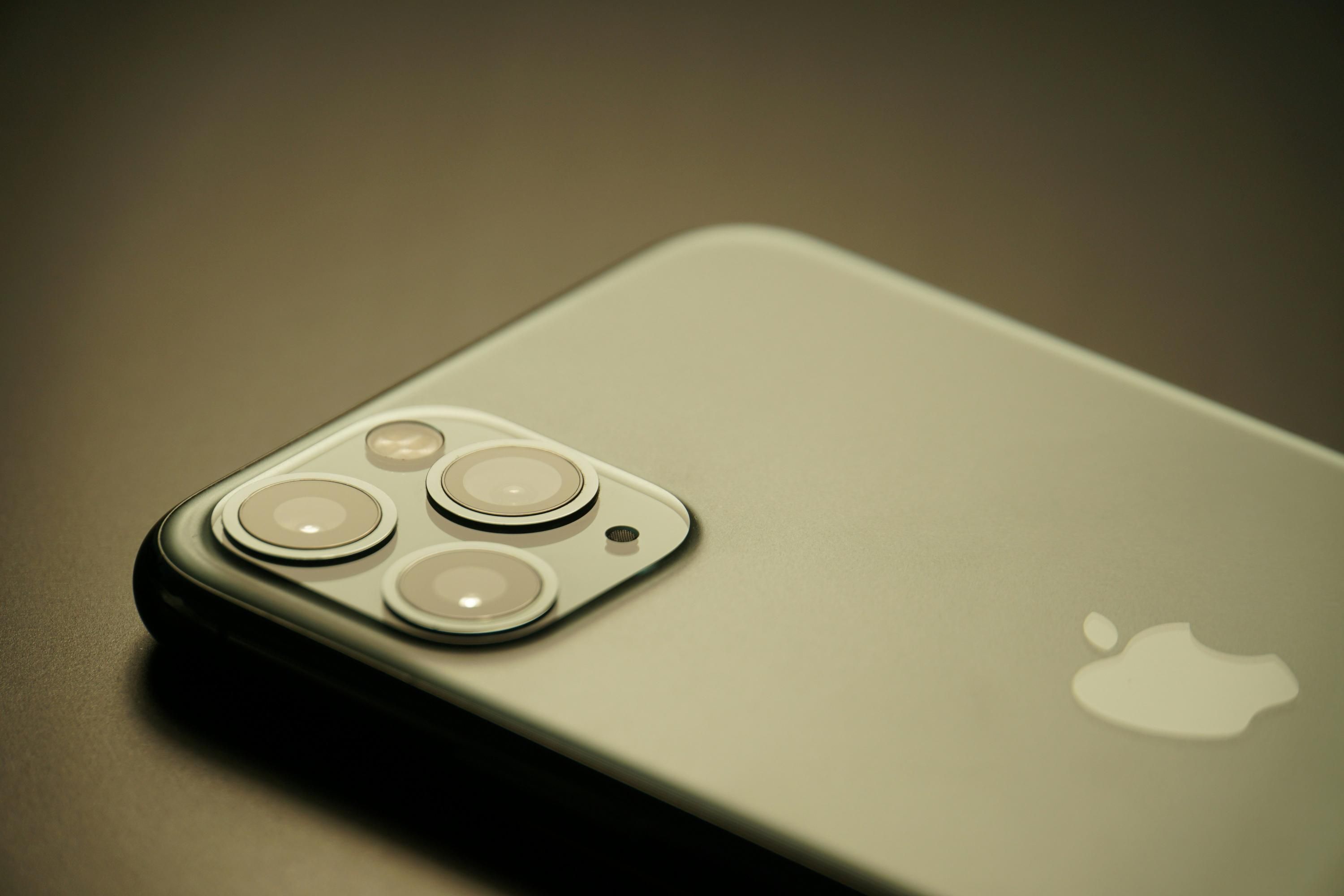 Продажі iPhone 17 б’ють рекорди у звіті Apple
