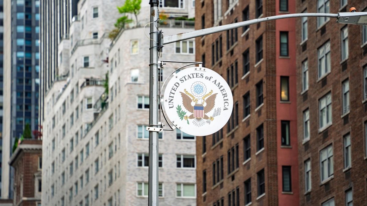Ціни на житло падають у десятках міст США Ціни на житло падають у десятках міст США