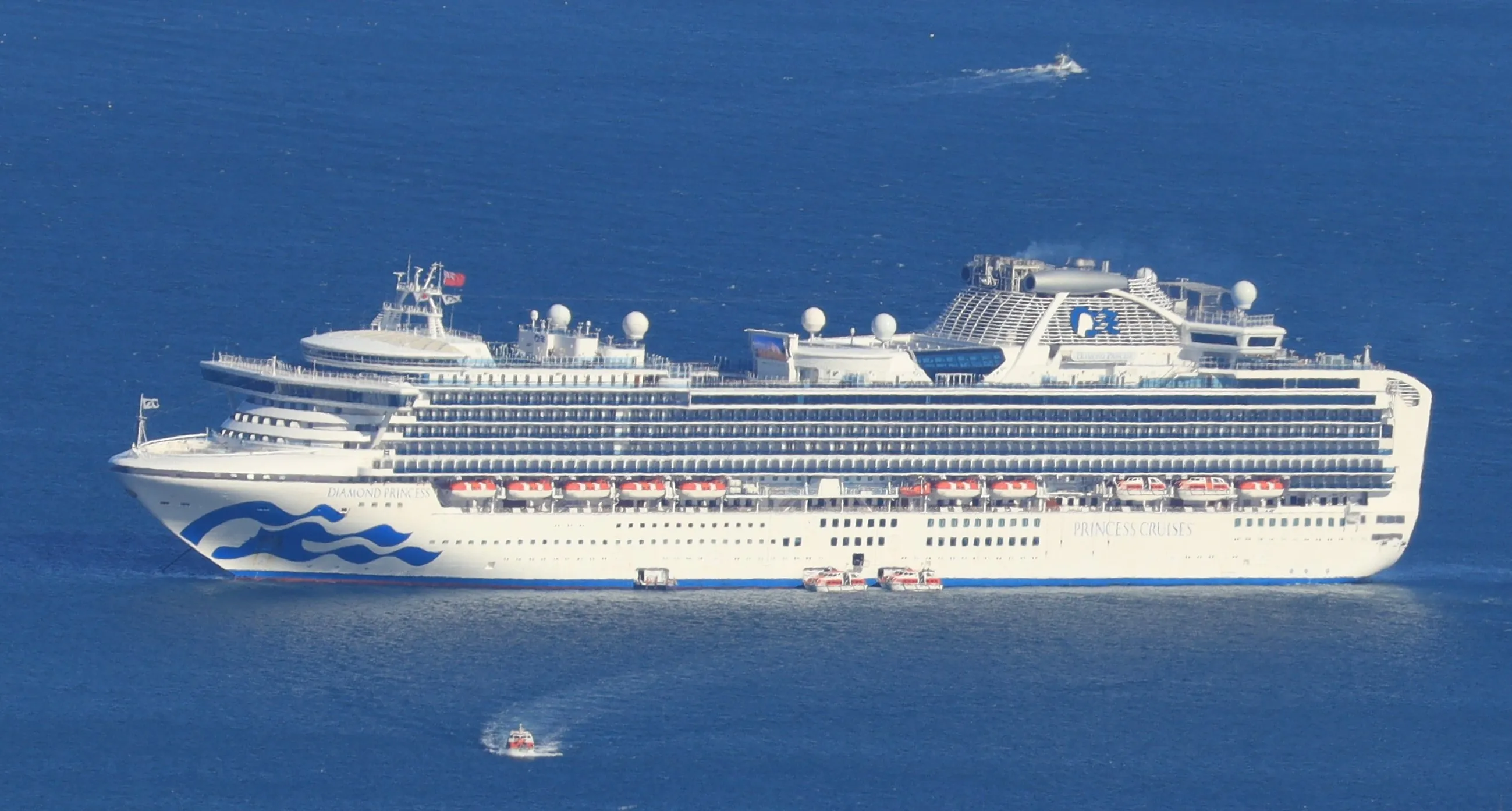 Круїзний лайнер Diamond Princess / фото Вікіпедії