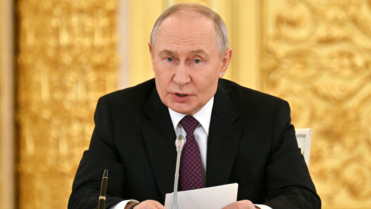 Политолог прокомментировал ситуацию в России Политолог прокомментировал ситуацию в России