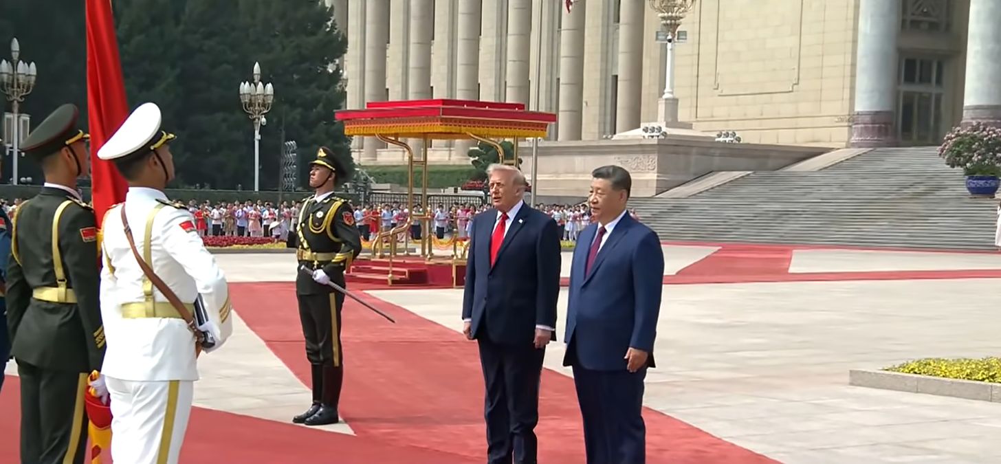 Президент США Дональд Трамп, китайский лидер Си Цзиньпин Президент США Дональд Трамп, китайский лидер Си Цзиньпин