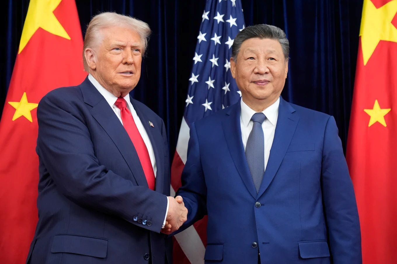 США та Китай домовилися знизити мита після переговорів Трампа і Сі - Економіка