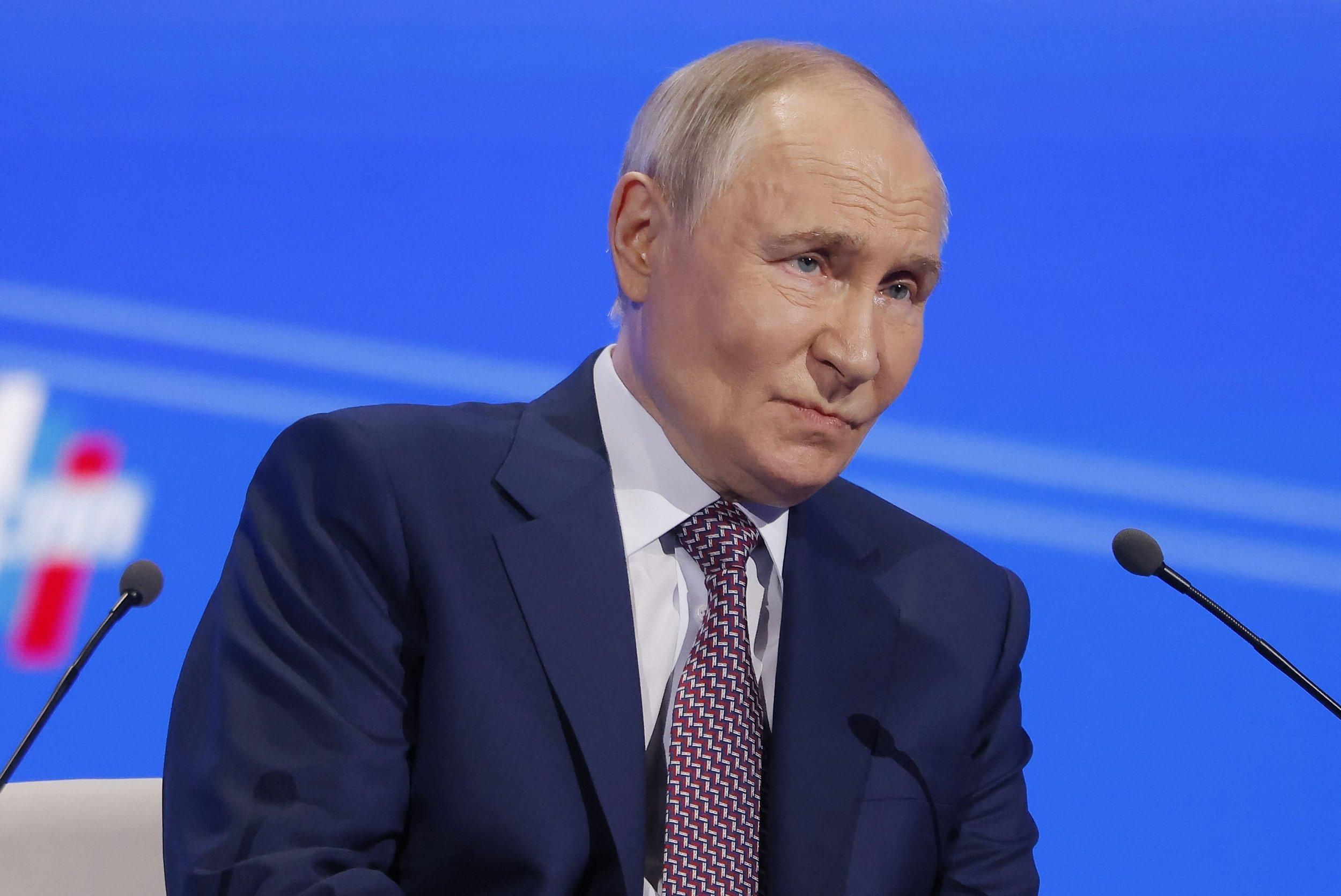 Володимир Путін записав відеозвернення до китайців Володимир Путін записав відеозвернення до китайців