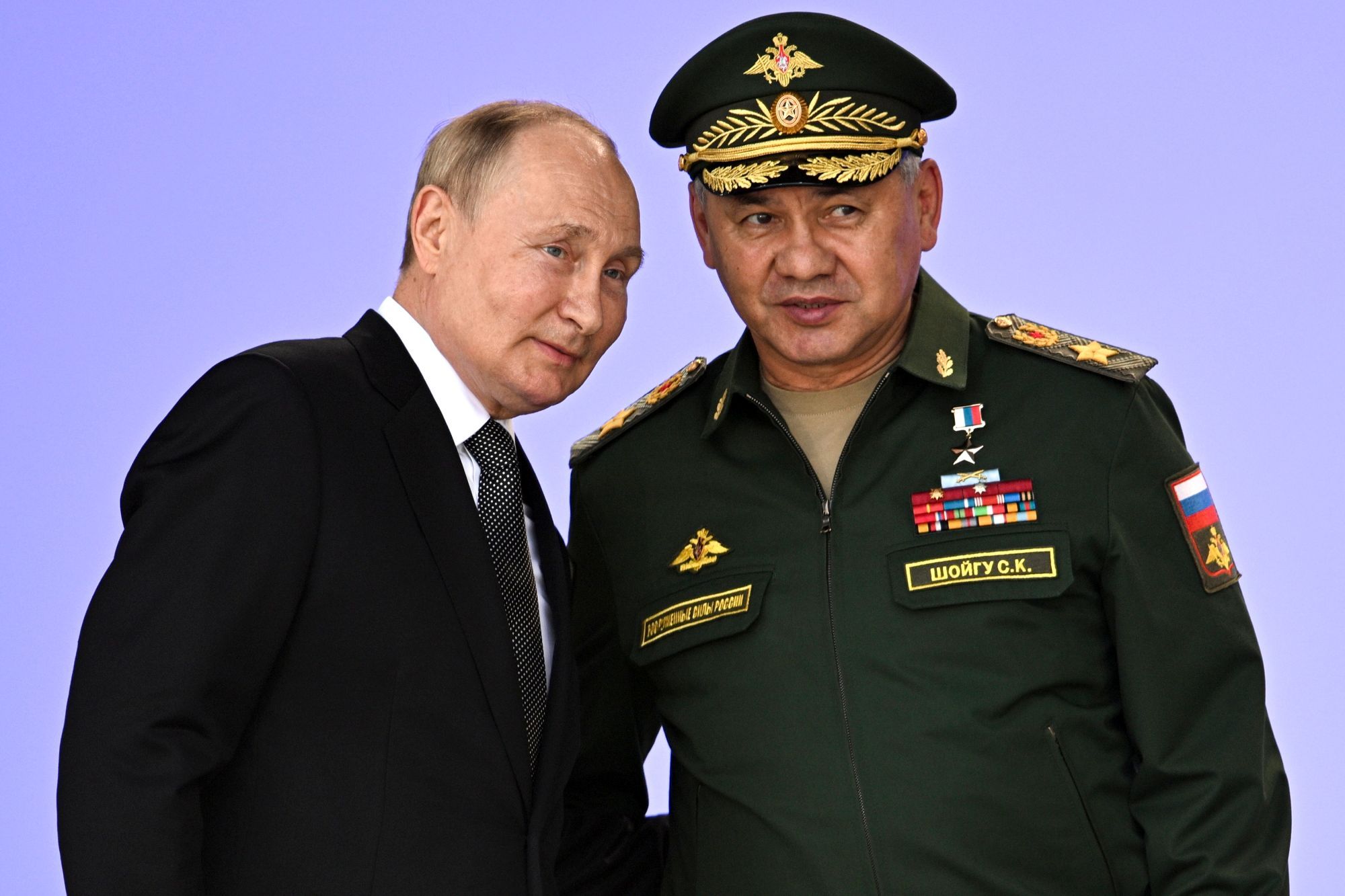 Владимир Путин лишает сторонников Шойгу ключевых должностей