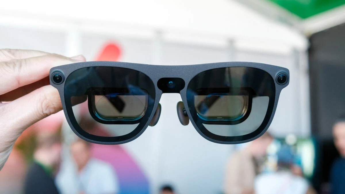 Меньше, легче, удобнее – Google и Xreal представили новый формат XR-очков