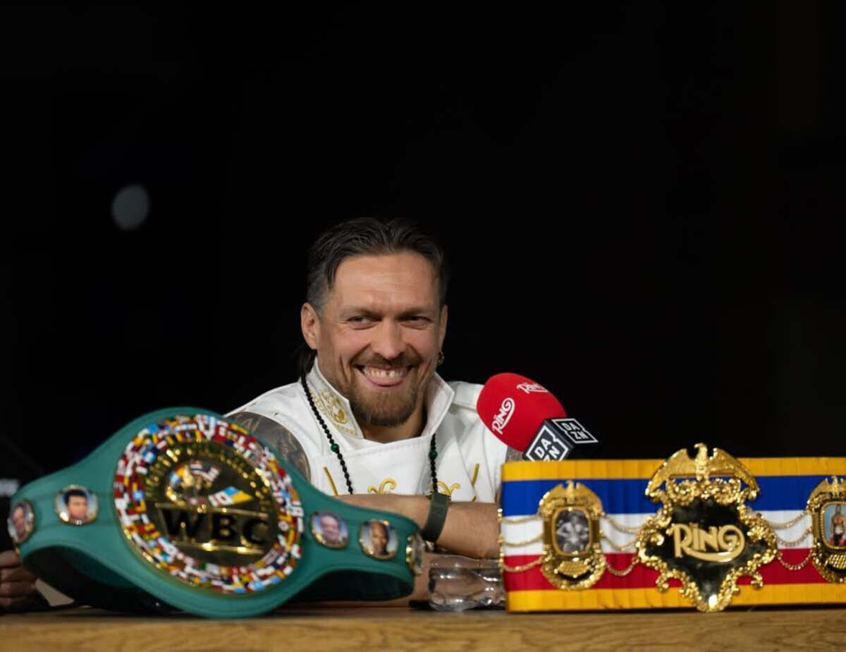 Олександр Усик Олександр Усик