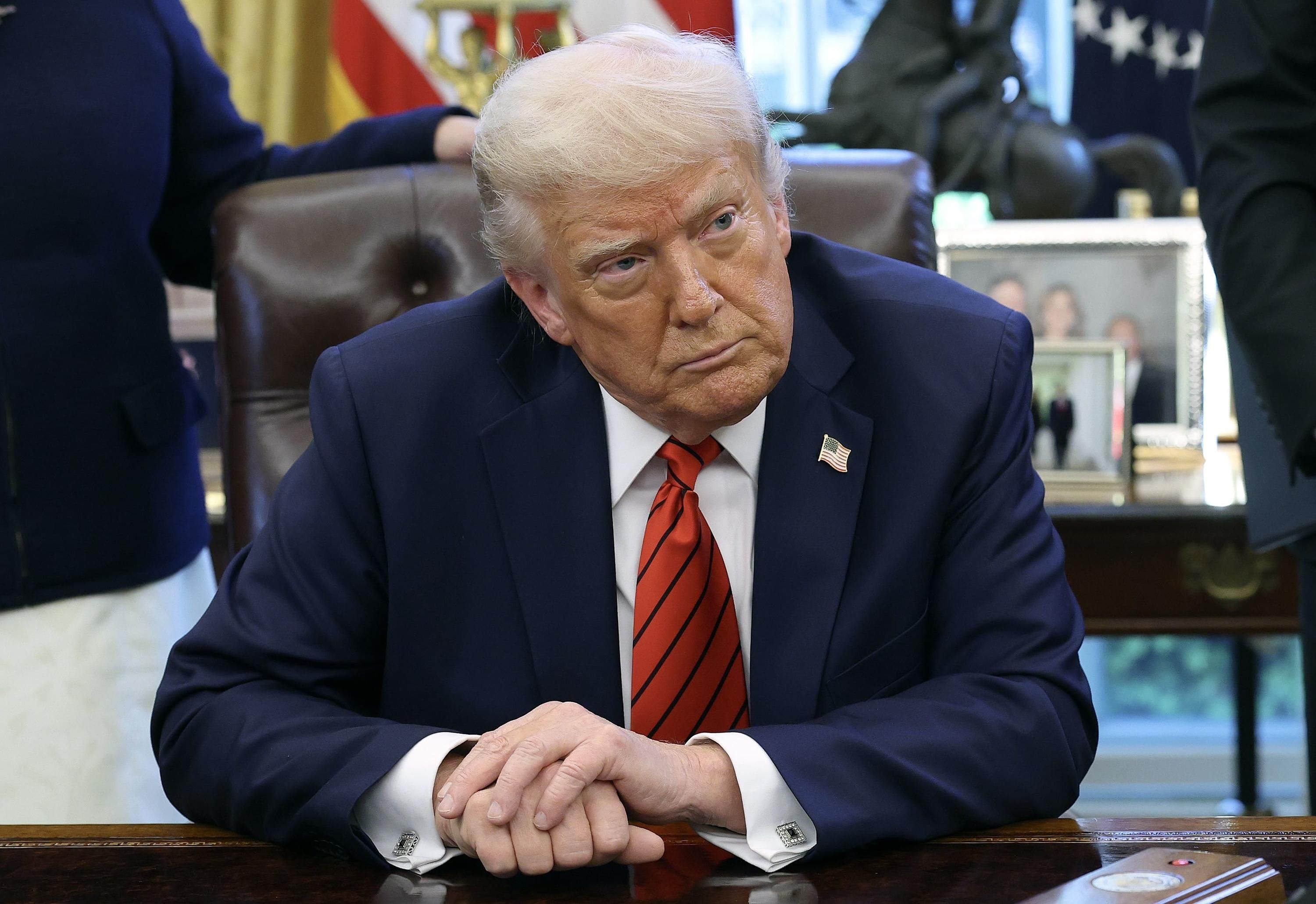 Трамп созывает экстренное совещание правительства США - Геополитика