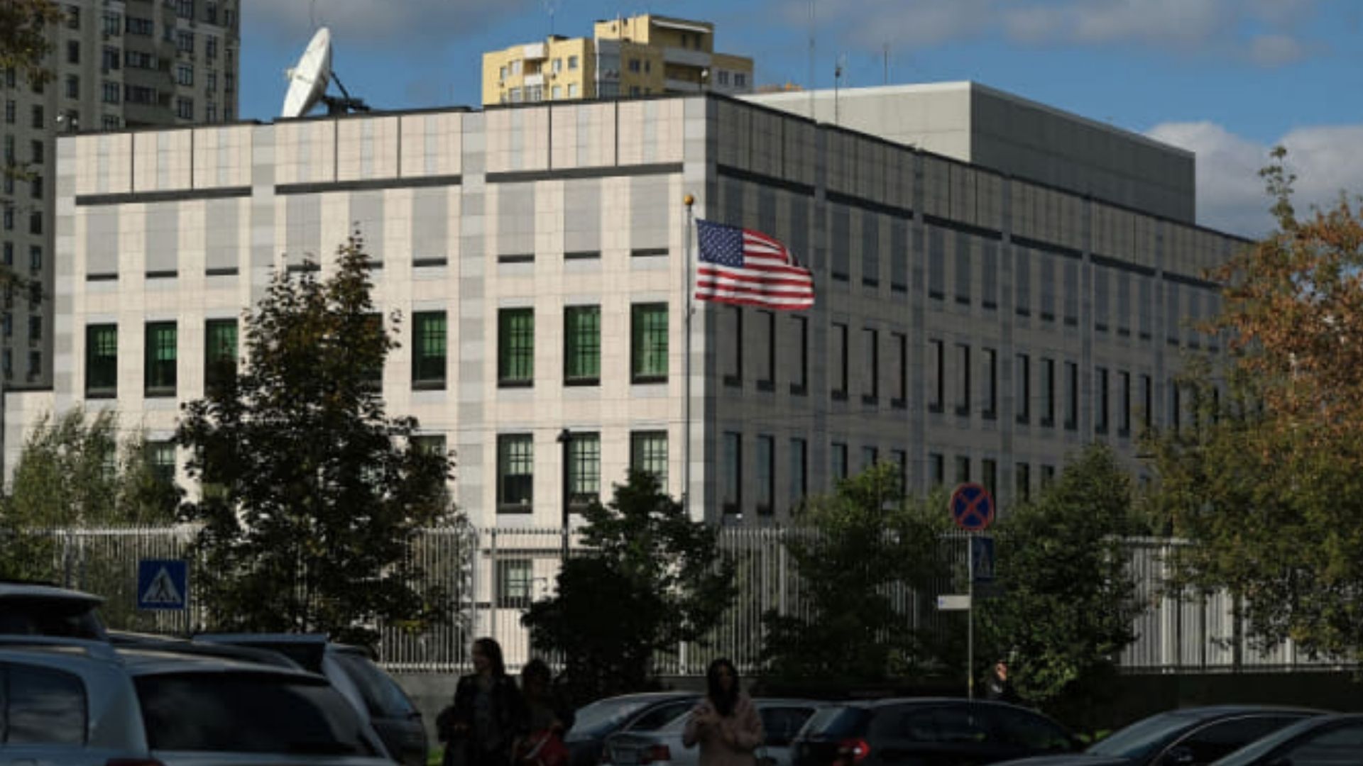 Американські дипломати покинули Київ після погроз Росії Американські дипломати покинули Київ після погроз Росії