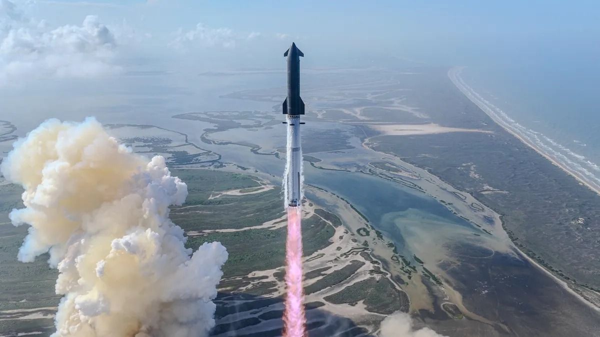 Starship V3 потрапив під розслідування після інциденту під час Flight 12 Starship V3 потрапив під розслідування після інциденту під час Flight 12