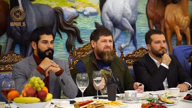 Бурак Озичвіт зустрівся із Рамзаном Кадировим Бурак Озичвіт зустрівся із Рамзаном Кадировим