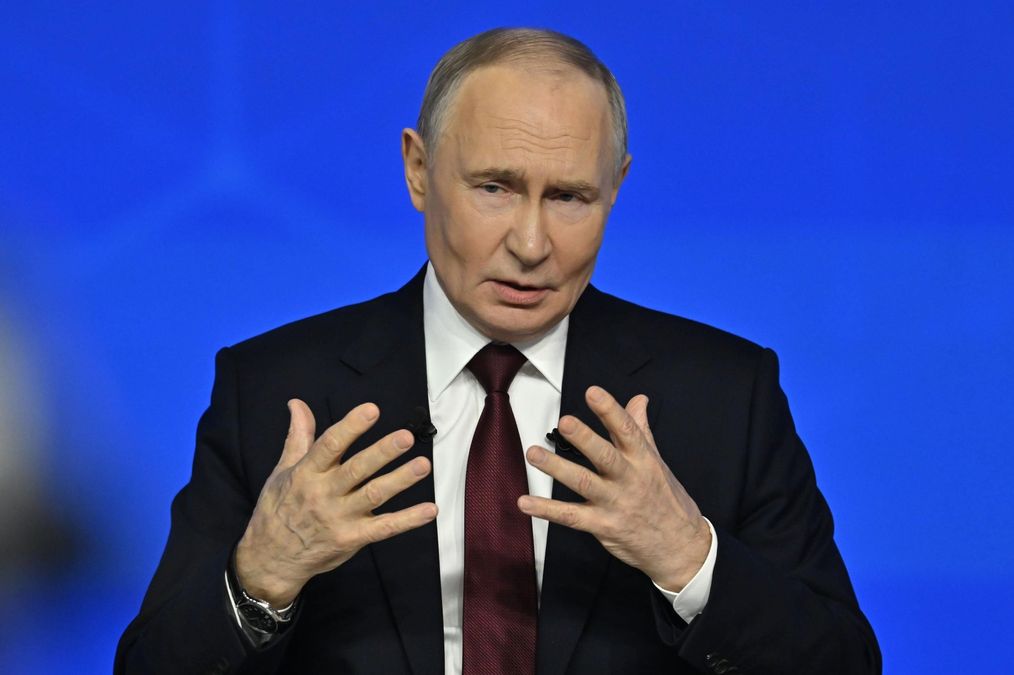 Вийде із "важливою та великою" заявою: в Росії анонсували виступ Путіна