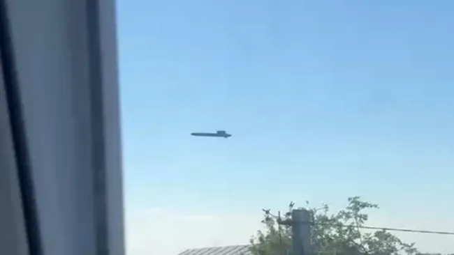 Історичні кадри: у мережі показали проліт української ракети FP-5 Flamingo над Чувашією
