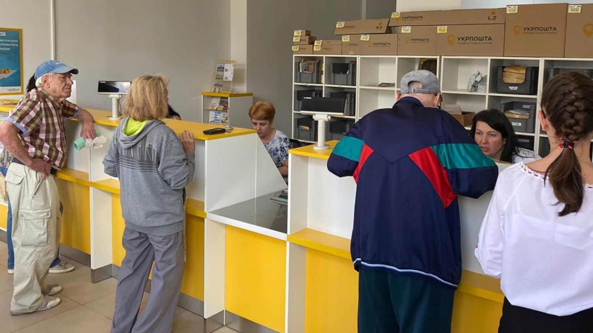 Як працюють комірки швидкої видачі посилок Як працюють комірки швидкої видачі посилок