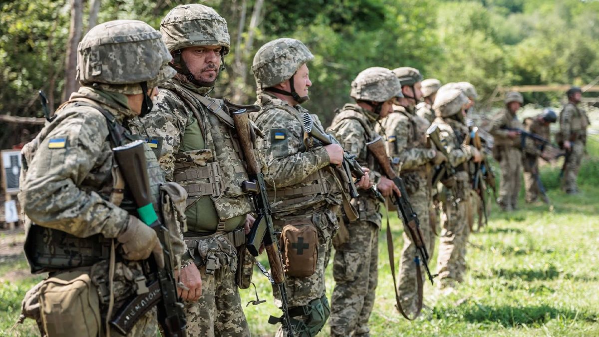 "Сирий варіант": військові оцінили анонсовану Зеленським реформу ЗСУ