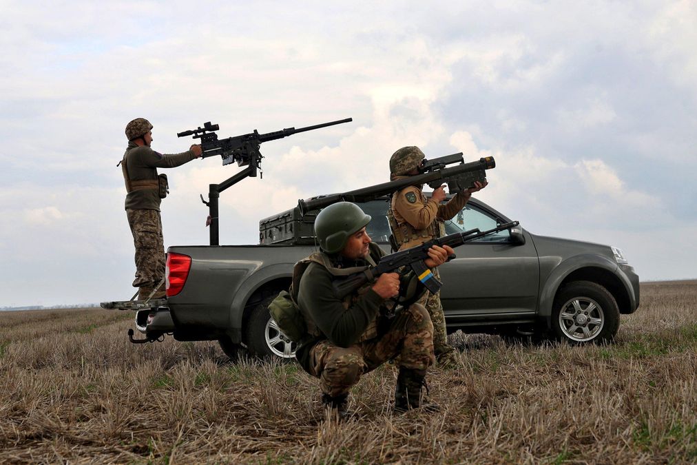 Ворог уночі запустив балістичні ракети та понад 130 дронів по Україні: скільки збила ППО