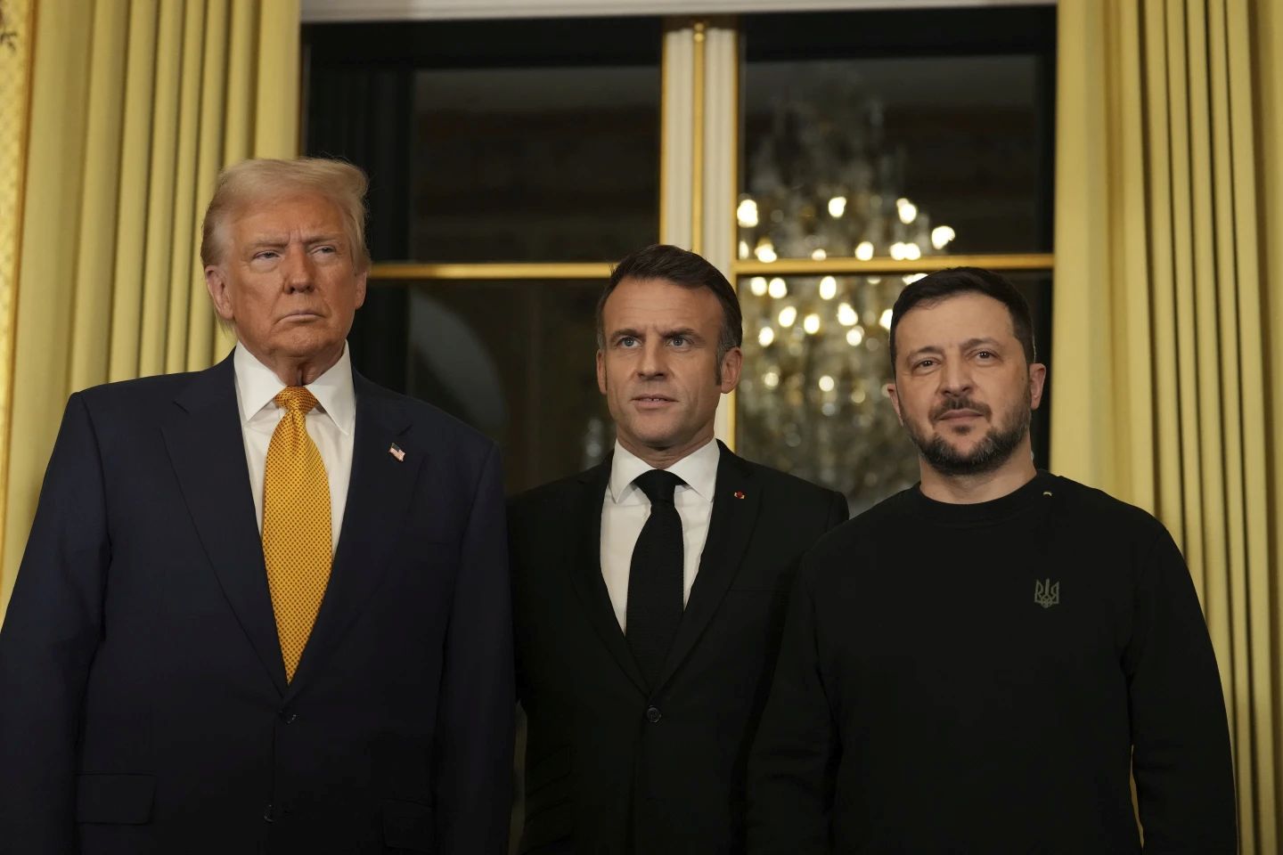 Володимир Зеленський зустрівся з Дональдом Трампом і Еммануелем Макроном Володимир Зеленський зустрівся з Дональдом Трампом і Еммануелем Макроном