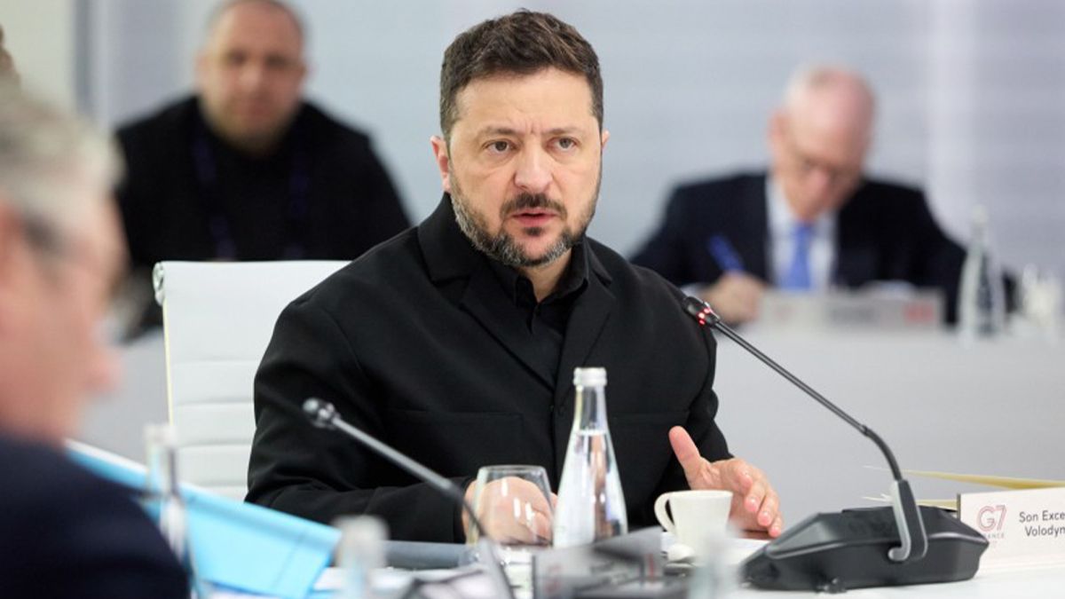 Зеленский отказался ехать в Москву, чтобы встретиться с Путиным