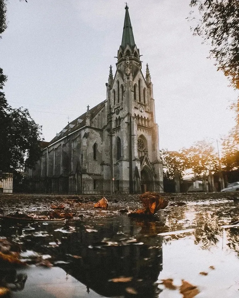 Костел Пресвятого Сердца Иисуса / фото n_a_z_a_r_i_u_s_