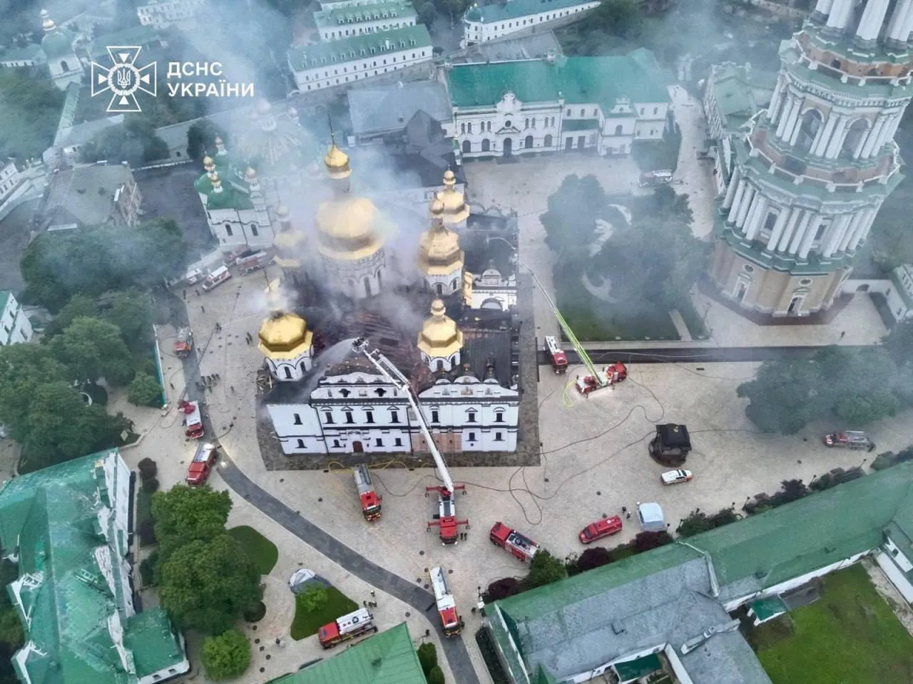 Удар по Києво-Печерській лаврі Удар по Києво-Печерській лаврі