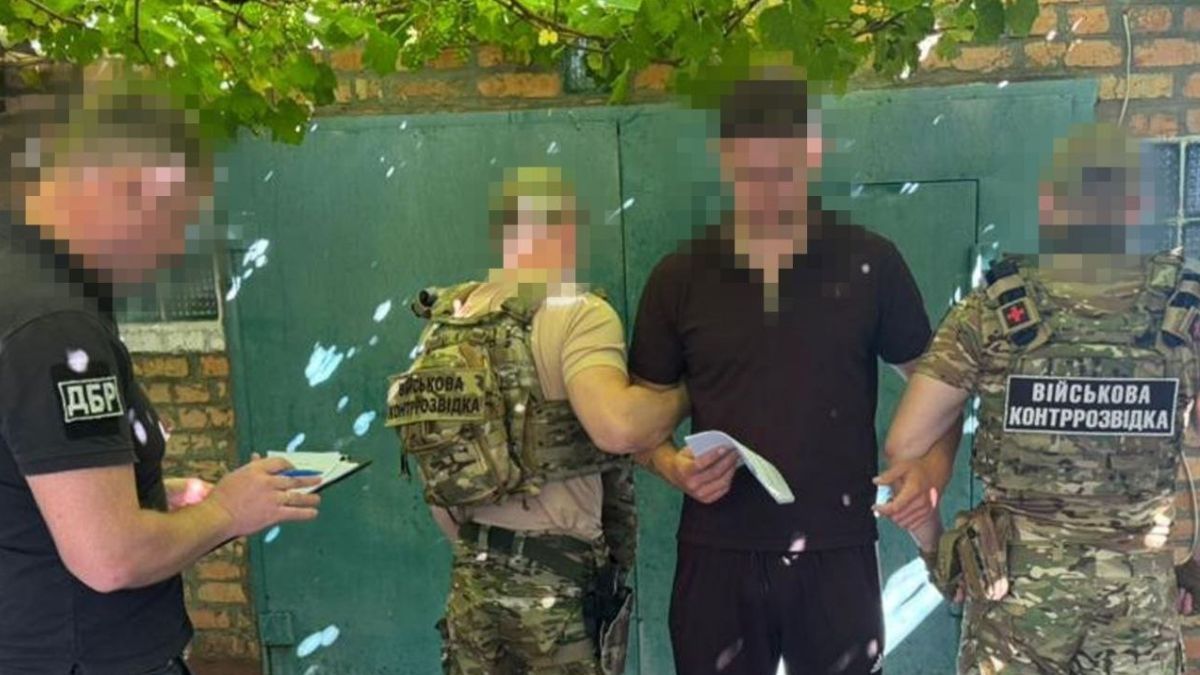 Знущався в полоні з інших військових: бійцю Нацгвардії повідомили про підозру - 24 Канал